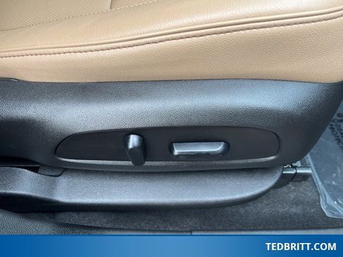 Used 2020 Chevrolet Blazer Premier w/ Driver Confidence II Package image 22