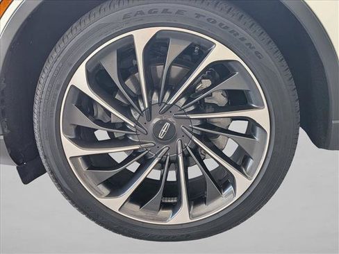 Used 2023 Lincoln Aviator Reserve w/ Equipment Group 201A RWD image 22
