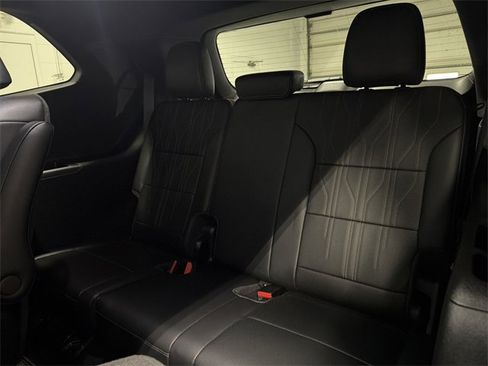 Certified 2025 Buick Enclave Avenir w/ Super Cruise Package image 17