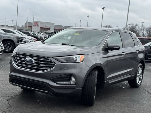 Used 2024 Ford Edge Titanium image 15