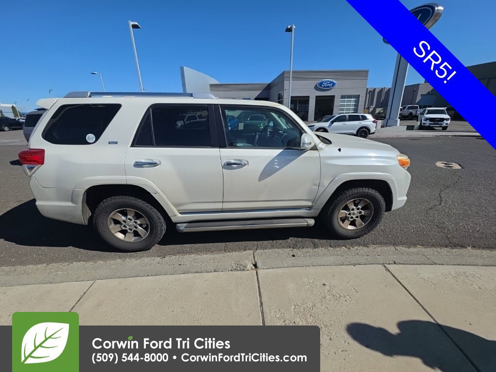 Used 2011 Toyota 4Runner SR5 w/ Premium Pkg w/Leather AWD/4WD image 10