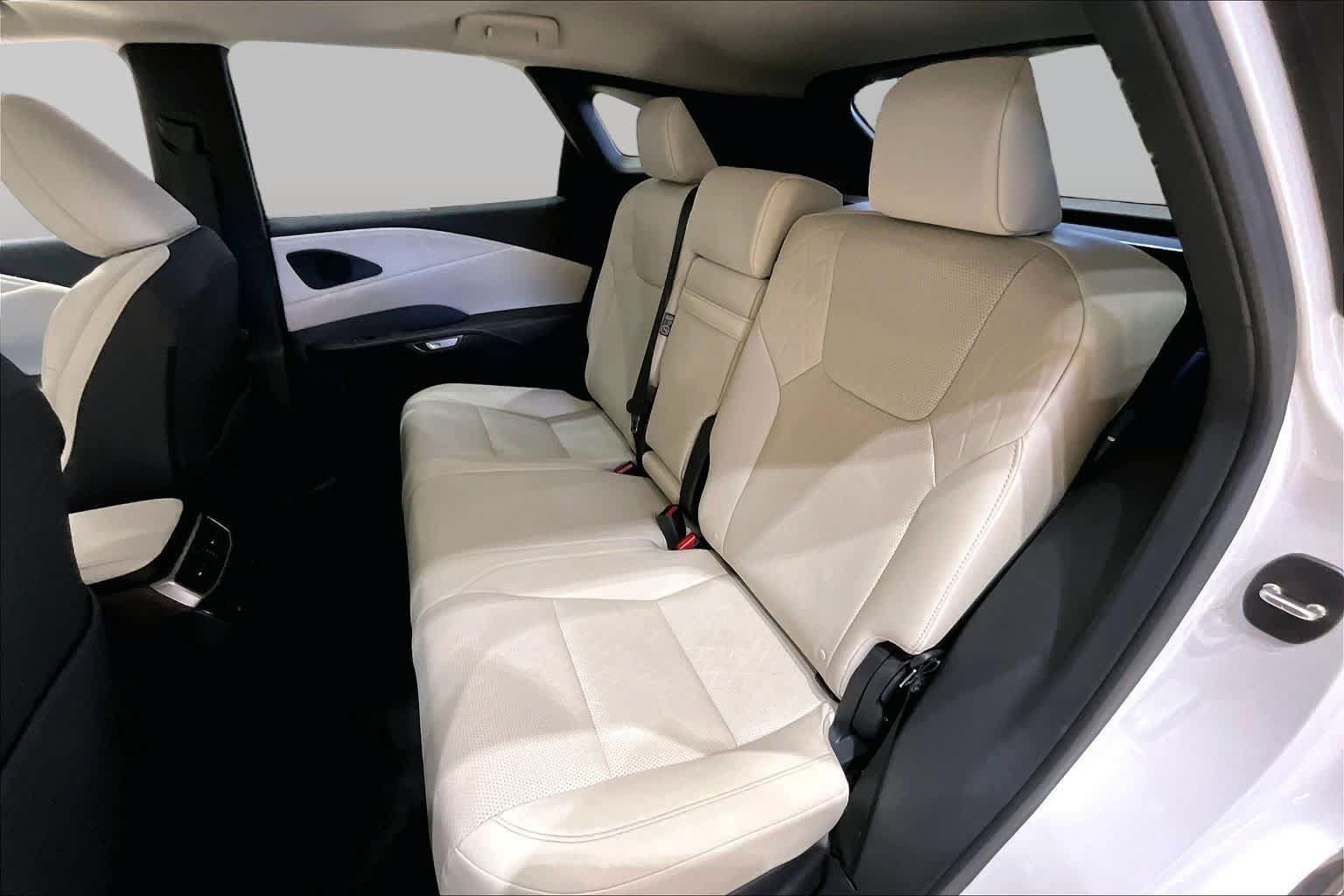 Certified 2026 Lexus RX 350 Premium Plus w/ Accessory Package (2T) FWD image 18