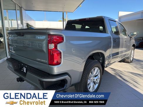 Used 2025 Chevrolet Silverado 1500 Custom image 7
