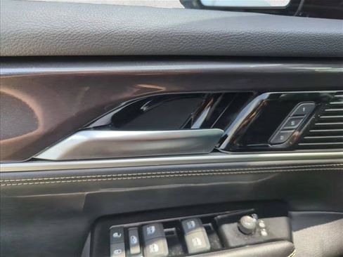 Used 2024 Jeep Wagoneer L 2WD image 29