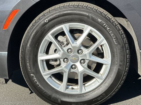 Used 2022 Chevrolet Equinox LS image 41