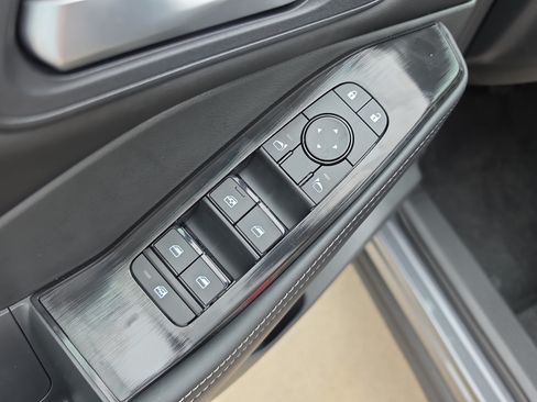New 2026 Nissan Rogue SV w/ Cold Weather Package AWD/4WD image 18