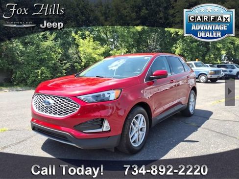 Used 2023 Ford Edge SEL w/ Convenience Package AWD/4WD image 3