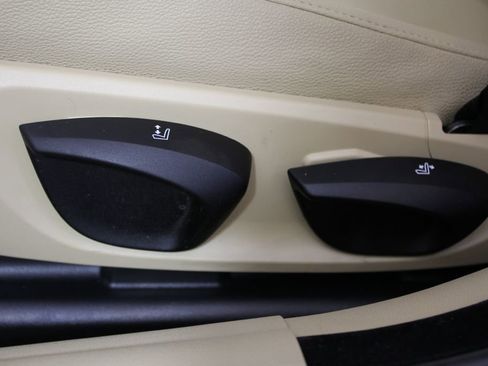 Used 2006 BMW 325xi Sedan image 23