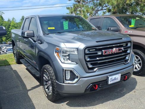 Used 2019 GMC Sierra 1500 AT4 w/ AT4 Premium Package AWD/4WD image 3