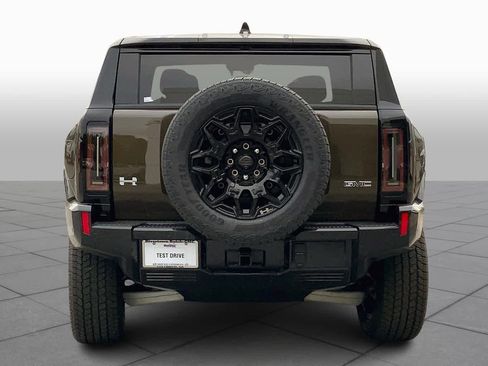 New 2025 GMC Hummer EV 2X image 4