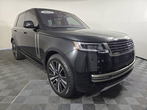 Used 2023 Land Rover Range Rover SE AWD/4WD image 4