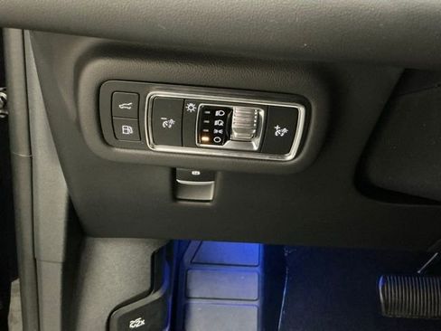 Used 2024 Lincoln Nautilus Reserve w/ Equipment Group 202A AWD/4WD image 20