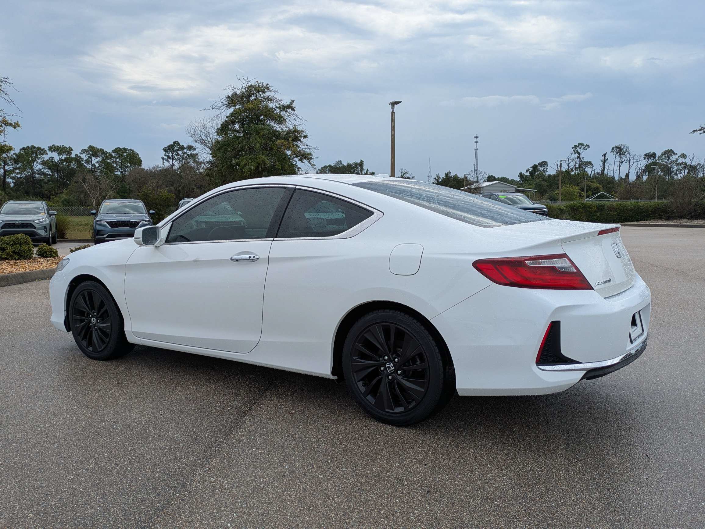 Used 2016 Honda Accord EX-L image 6