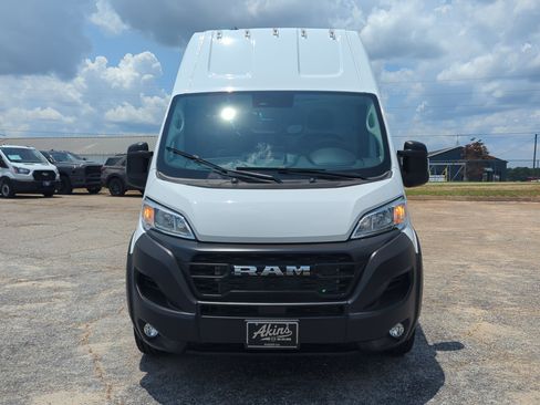 New 2026 RAM ProMaster 3500 w/ Premium Convenience Group FWD image 7