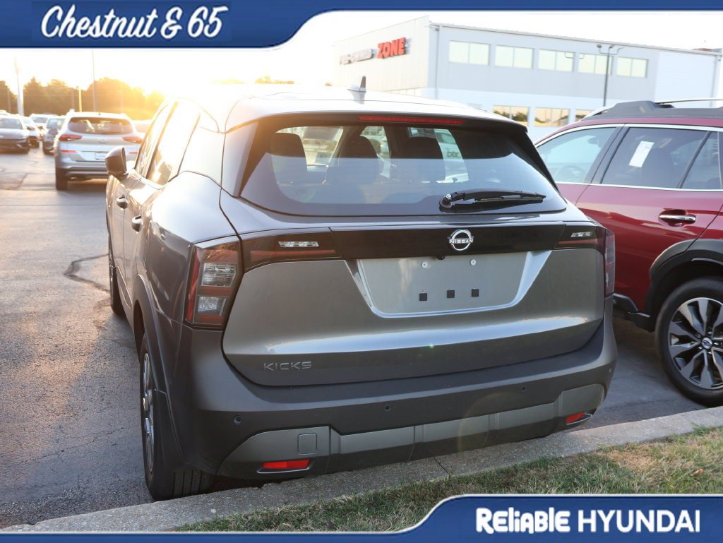 Used 2025 Nissan Kicks S FWD image 16