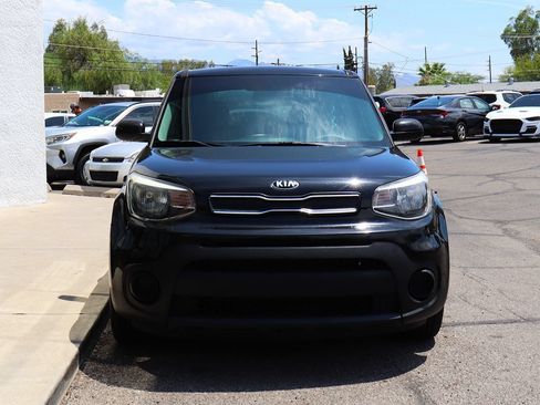 Used 2017 Kia Soul FWD image 16