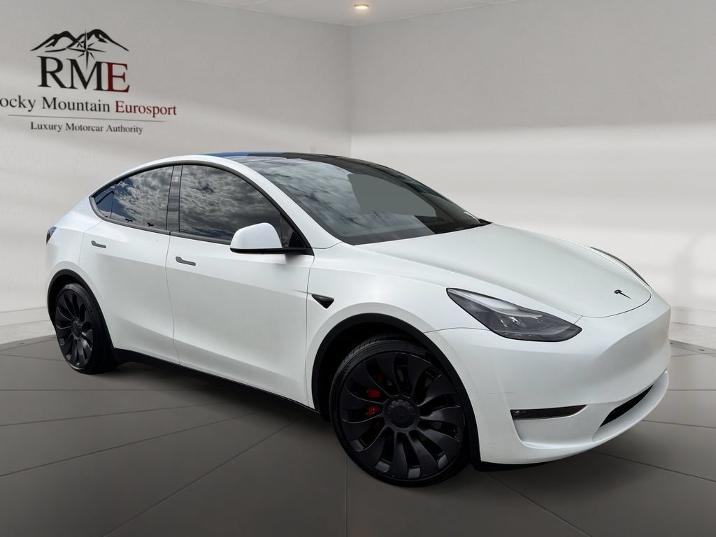 Used 2023 Tesla Model Y Long Range AWD/4WD image 1