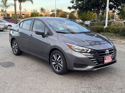 New 2025 Nissan Versa SV image 2