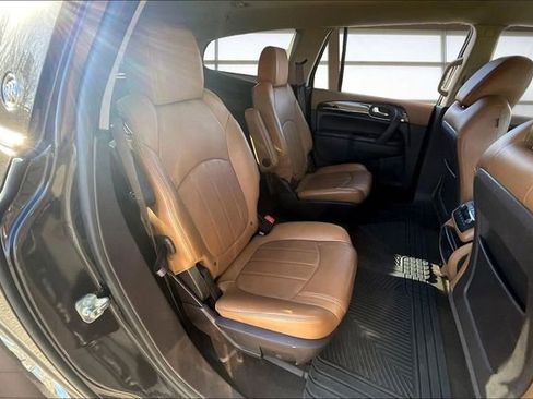 Used 2017 Buick Enclave Premium image 27