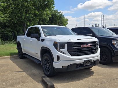Used 2025 GMC Sierra 1500 Elevation