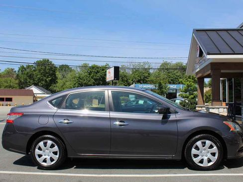 Used 2015 Nissan Sentra SV FWD image 4