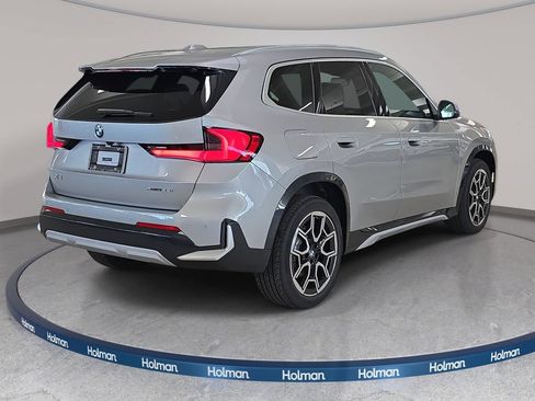 New 2026 BMW X1 xDrive28i w/ Convenience Package AWD/4WD image 4