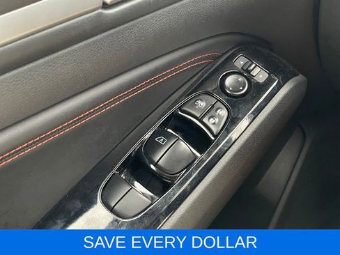 Used 2023 Nissan Altima 2.5 SR FWD image 16
