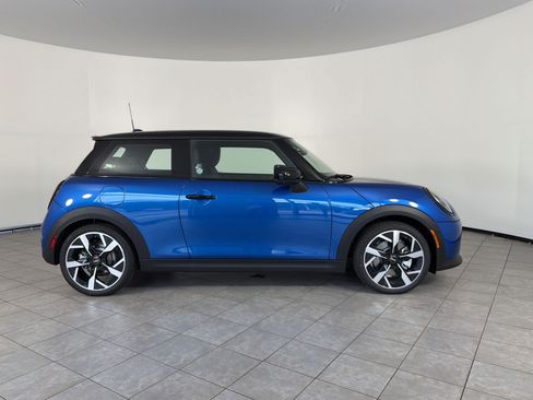 New 2026 MINI Cooper S FWD image 7