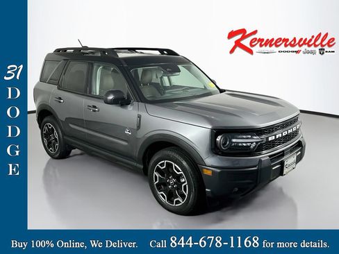 Used 2025 Ford Bronco Sport Outer Banks AWD/4WD image 1
