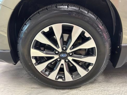 Used 2017 Subaru Outback 2.5i Limited w/ Popular Package #5 AWD/4WD image 22