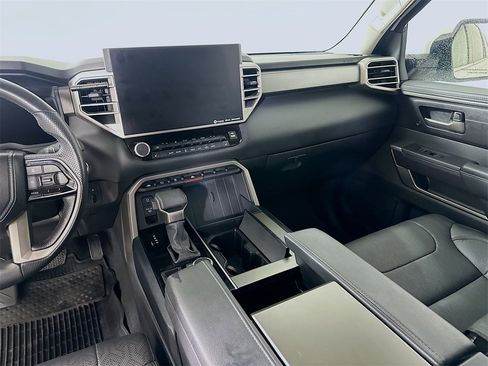 Used 2023 Toyota Sequoia SR5 image 20