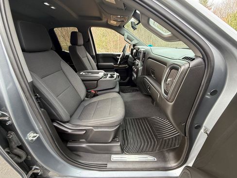 Used 2019 Chevrolet Silverado 1500 RST w/ All-Star Edition image 25