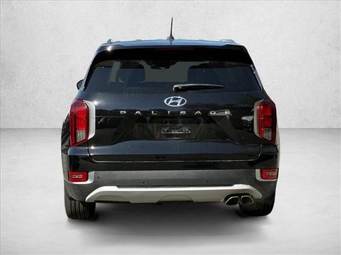 Used 2022 Hyundai Palisade SEL w/ Convenience Package image 6