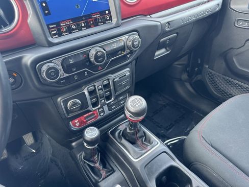 Used 2021 Jeep Wrangler Unlimited Rubicon image 32