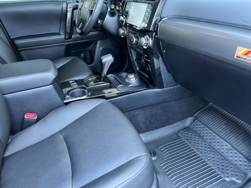 Used 2023 Toyota 4Runner 40th Anniversary SE image 15