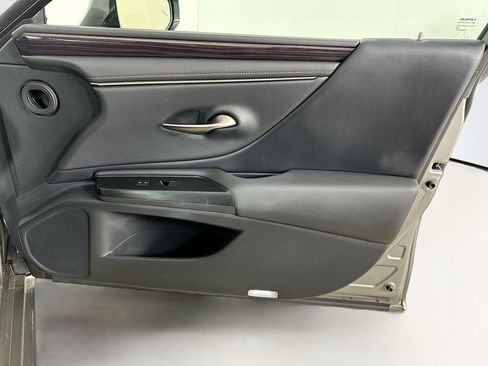 Used 2021 Lexus ES 350 w/ Premium Package image 33