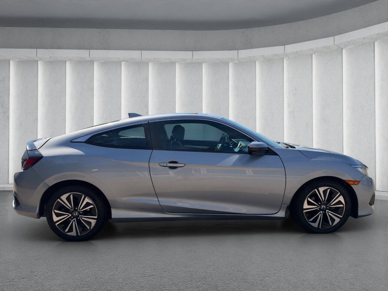 Used 2016 Honda Civic EX-T image 6