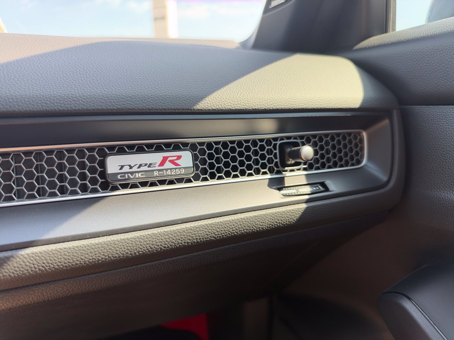 Used 2023 Honda Civic Type R image 12