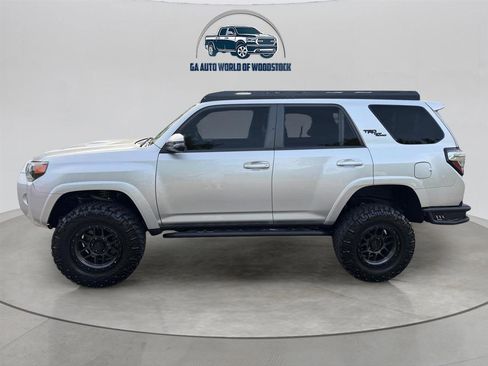 Used 2019 Toyota 4Runner TRD Off-Road Premium AWD/4WD image 5