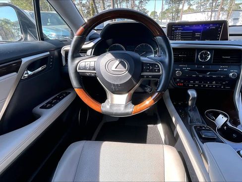 Used 2019 Lexus RX 350 FWD w/ Navigation Package image 5
