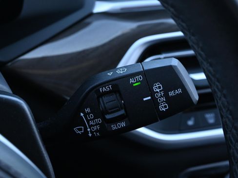 Certified 2023 BMW X5 xDrive40i w/ M Sport Package image 38