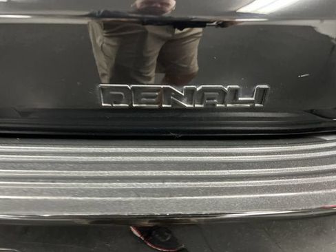 Certified 2022 GMC Yukon Denali AWD/4WD image 33
