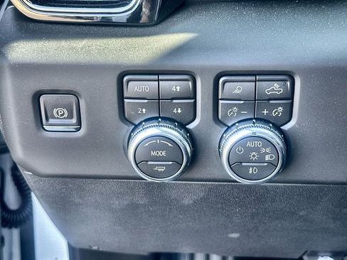 New 2026 GMC Sierra 1500 AT4X image 18