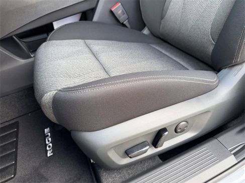 New 2026 Nissan Rogue SV image 15