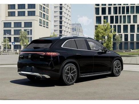 New 2026 Mercedes-Benz EQE 320 4MATIC SUV image 20