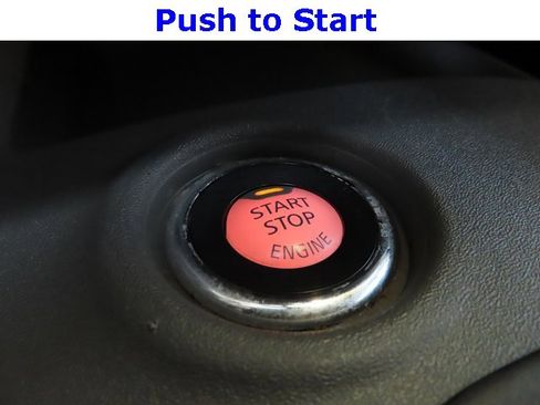 Used 2020 Nissan Frontier SV image 21