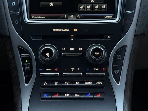 Used 2016 Lincoln MKX Reserve image 32