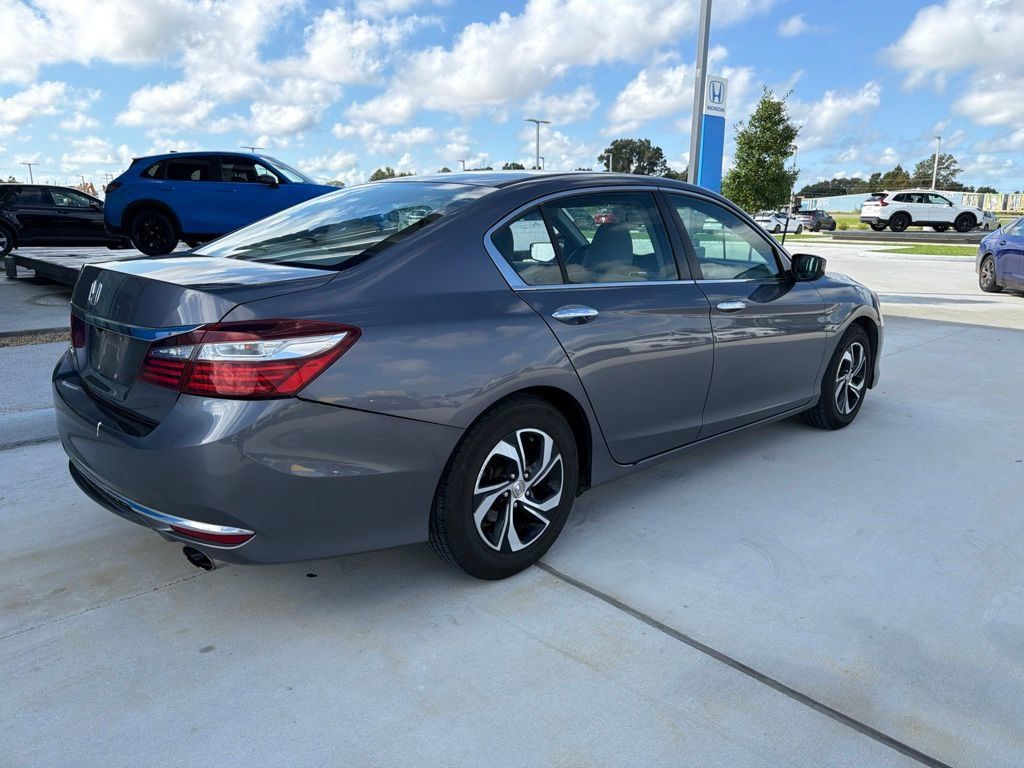 Used 2016 Honda Accord LX image 5