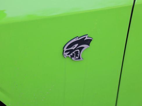 Used 2017 Dodge Challenger SRT Hellcat image 9