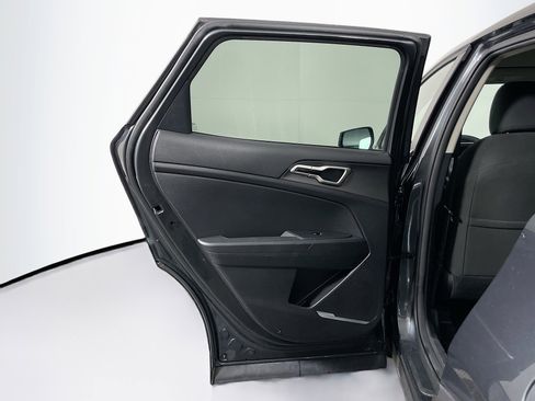 Used 2024 Kia Sportage LX image 25